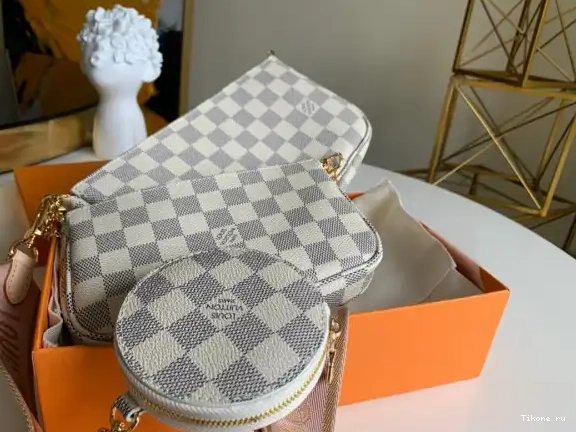 Affordable MULTI ACCESSOIRES VUITTON POCHETTE LOUIS 0611